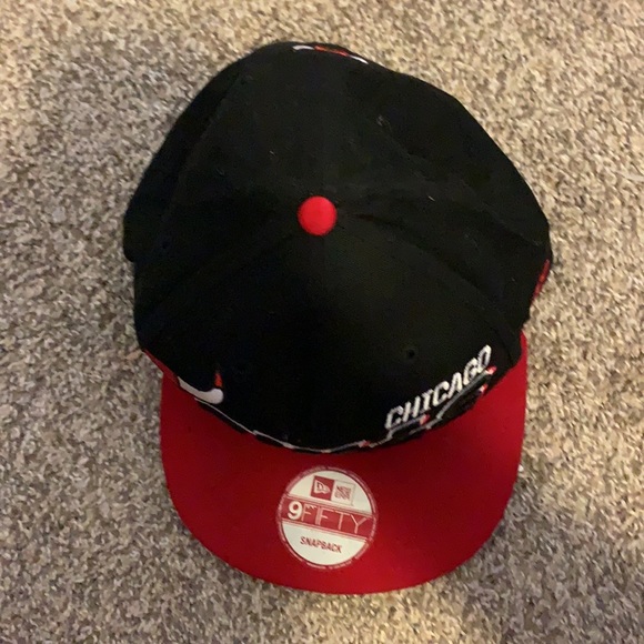 New Era Chicago Bulls SnapBack - Picture 2 of 5